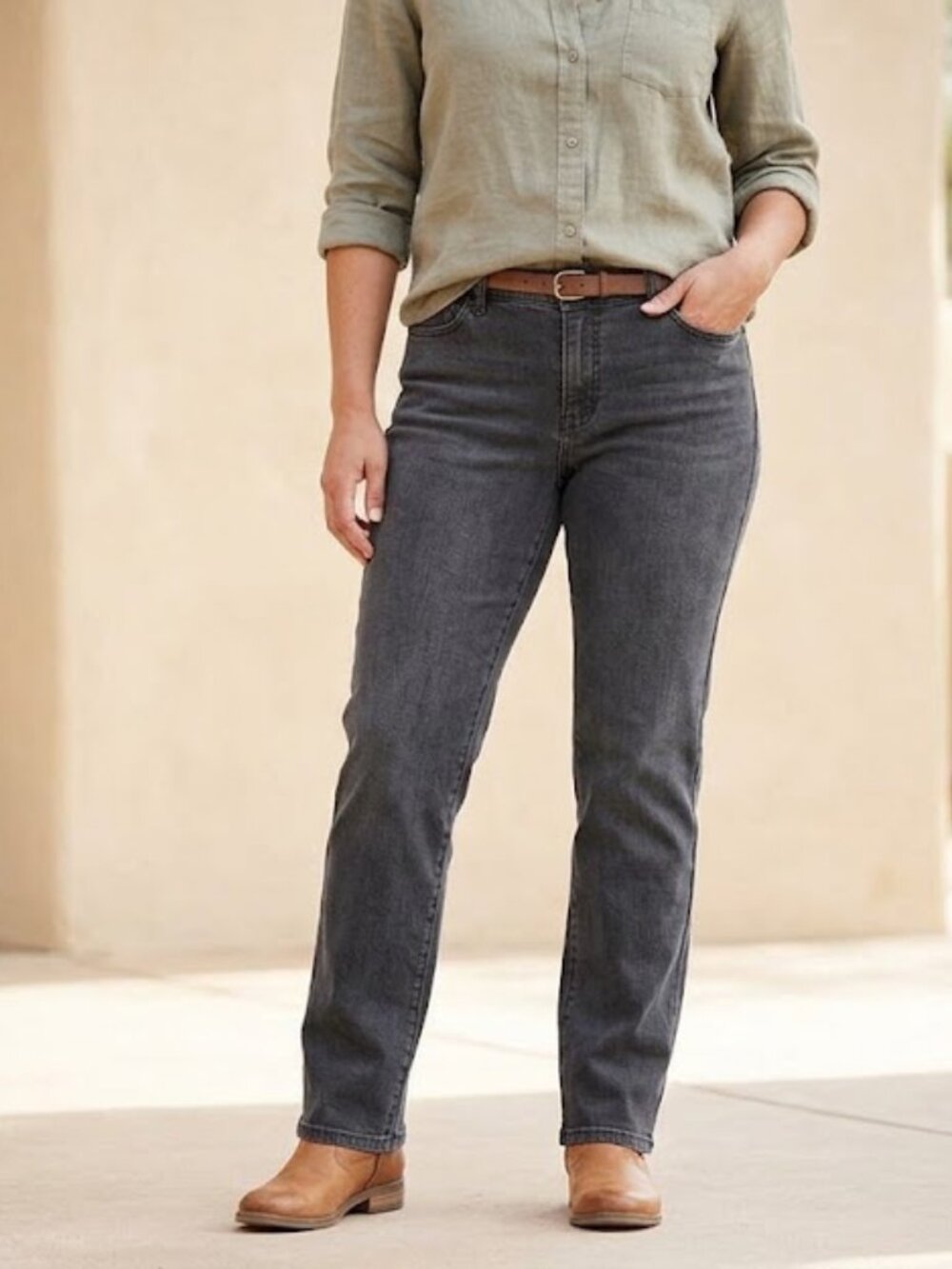 L.L. Bean Classic Fit Straight Leg Jeans Womens 16P Dark Gray Denim